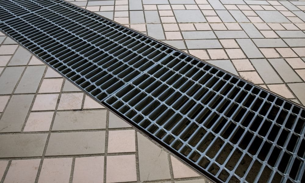 5 Key Factors to Consider When Hiring a French Drain Expert