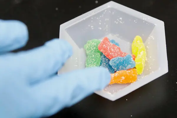 THC gummies